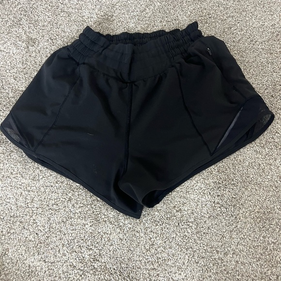 lululemon hotty hots size 2 - Picture 1 of 4